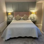 Luxury 4 Bedroom In Сasa de vacaciones *
