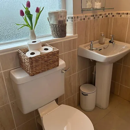 Semesterbostad Luxury 4 Bedroom In *