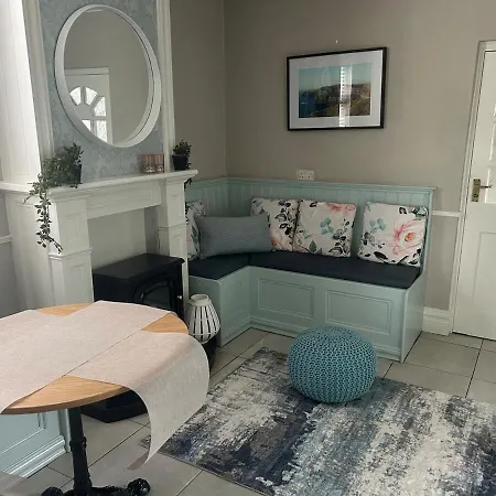 Luxury 4 Bedroom In