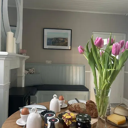 Luxury 4 Bedroom In *