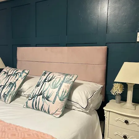 Prázdninový dům Luxury 4 Bedroom In