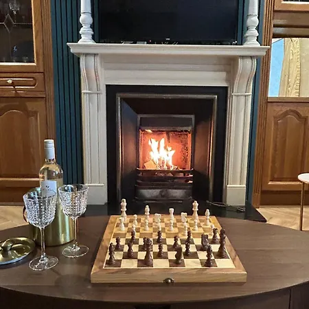 Luxury 4 Bedroom In Prázdninový dům Doolin