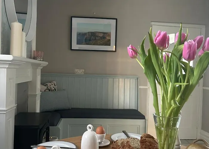 Luxury 4 Bedroom In *