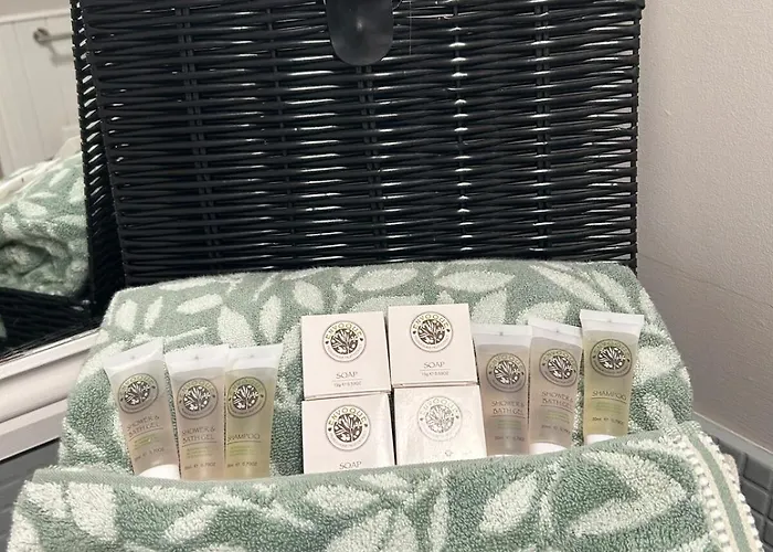 Luxury 4 Bedroom In *